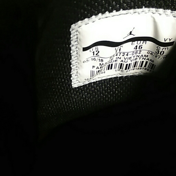 Air Jordan 1 Mid - Picture 5 of 6